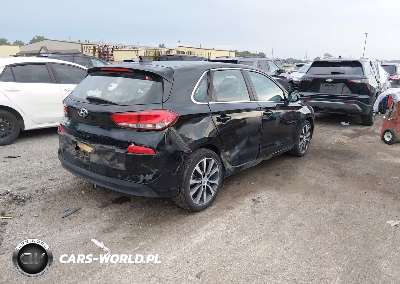 2019 Hyundai Elantra Gt VIN:KMHH35LE4KU100026 - 4