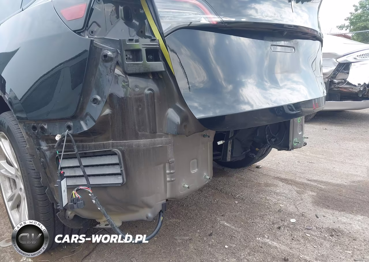 2023 Tesla Model Y Awd-Long Range Dual Motor All-Wheel Drive VIN:7SAYGDEE4PA109812 - 18