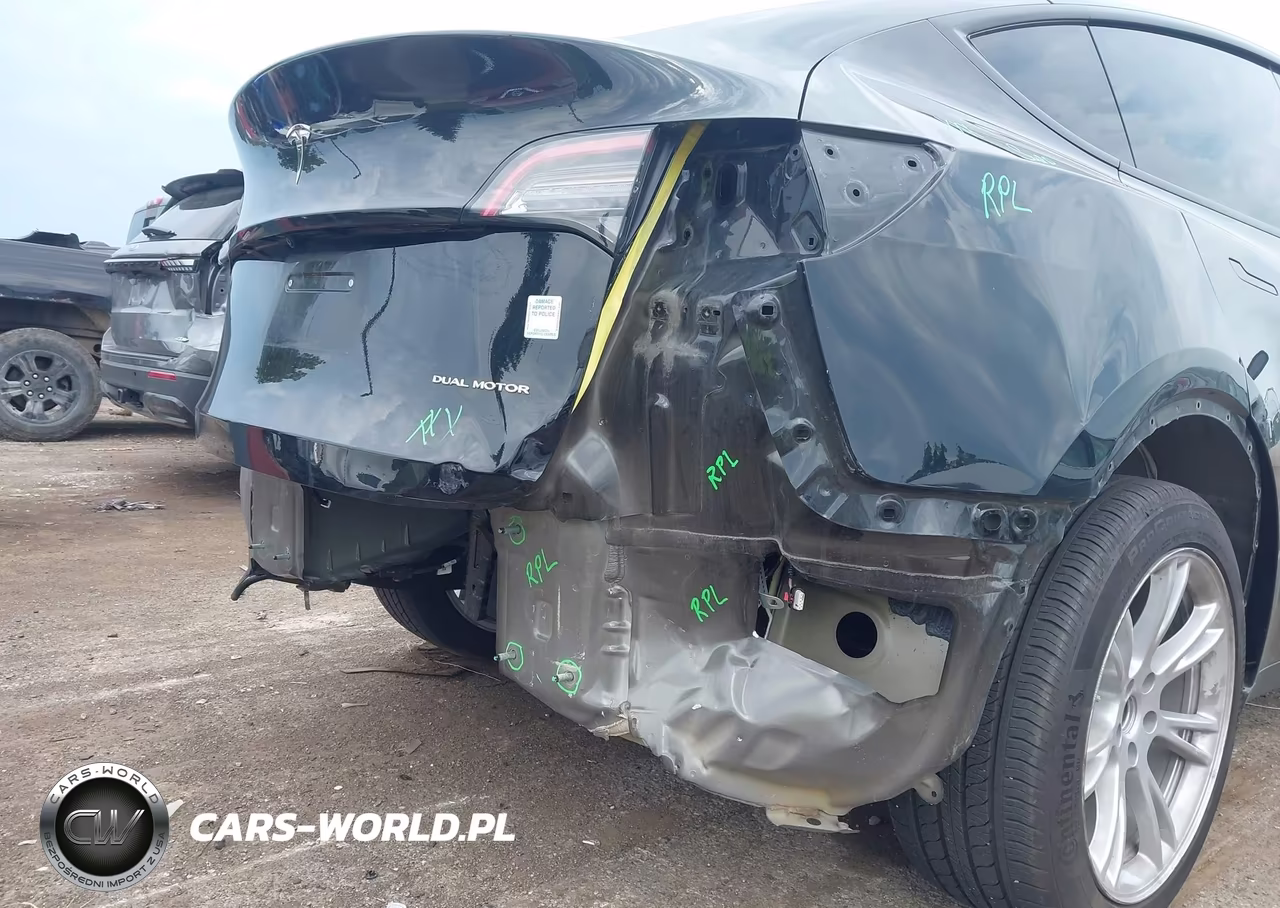 2023 Tesla Model Y Awd-Long Range Dual Motor All-Wheel Drive VIN:7SAYGDEE4PA109812 - 6