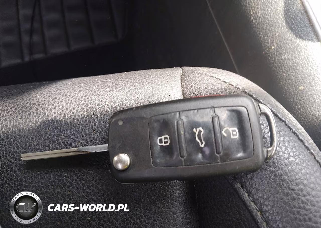 2012 Volkswagen Tiguan Le VIN:WVGAV7AX0CW560057 - 11