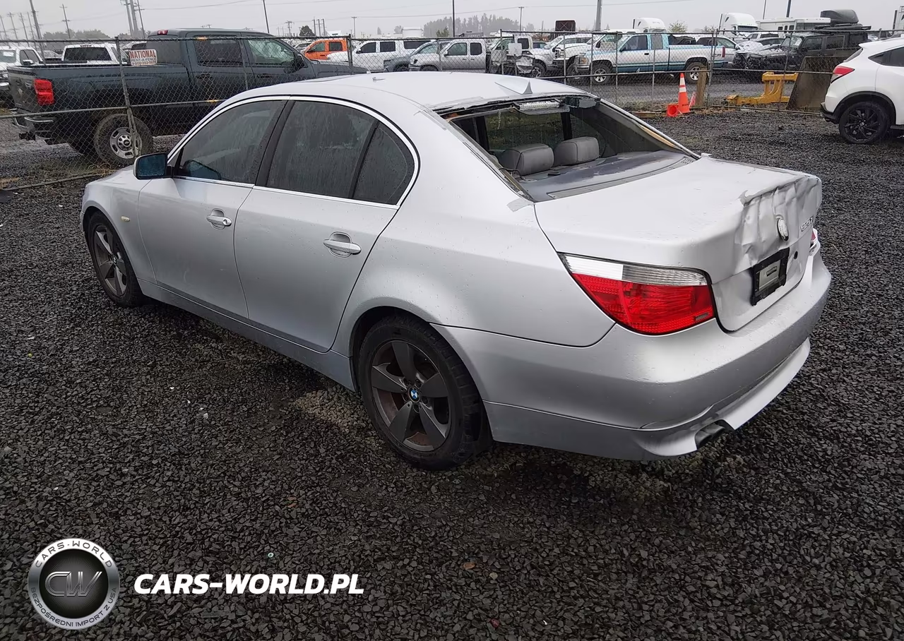 2006 BMW 525Xi VIN:WBANF33556CS35771 - 3