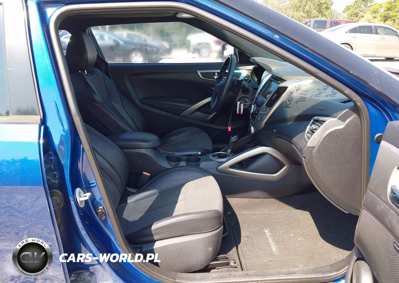 2016 Hyundai Veloster VIN:KMHTC6AD1GU299134 - 5