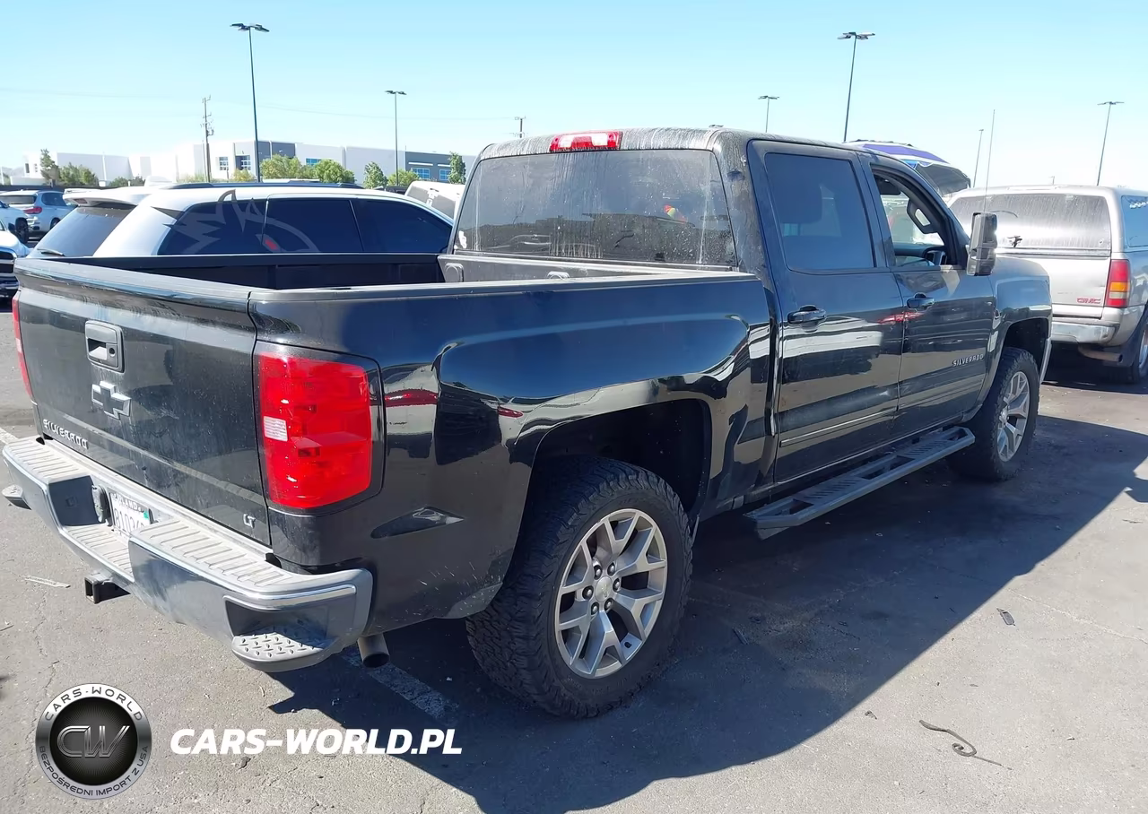 2018 Chevrolet Silverado 1500 1Lt VIN:3GCPCREC1JG614372 - 4