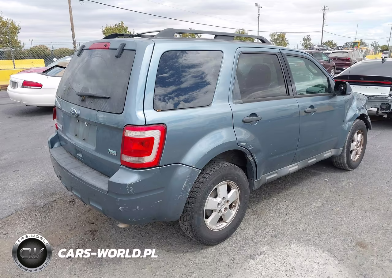 2011 Ford Escape Xlt VIN:1FMCU0DG8BKA08472 - 4