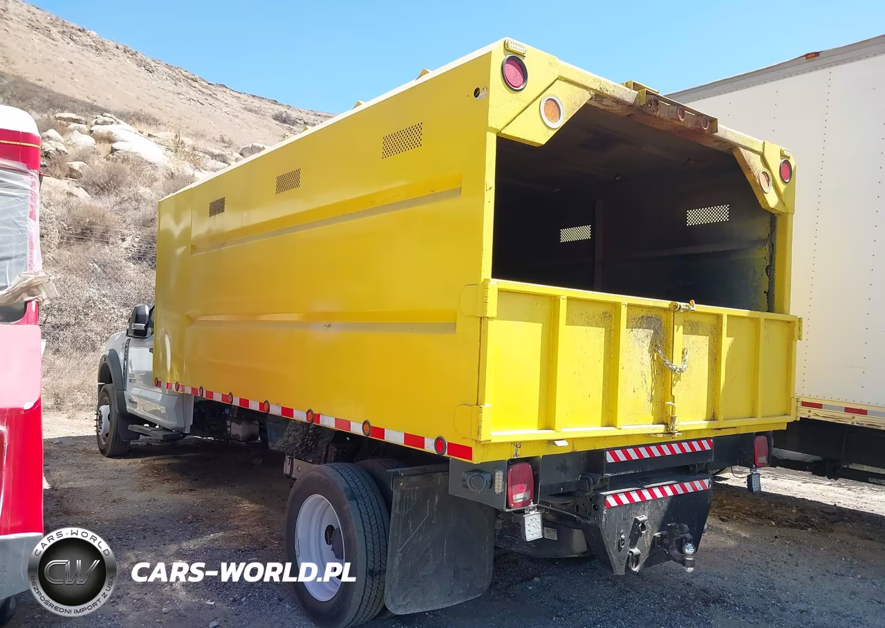 2024 Ford F-550 Chassis Xl VIN:1FDUF5GT0REE19734 - 3