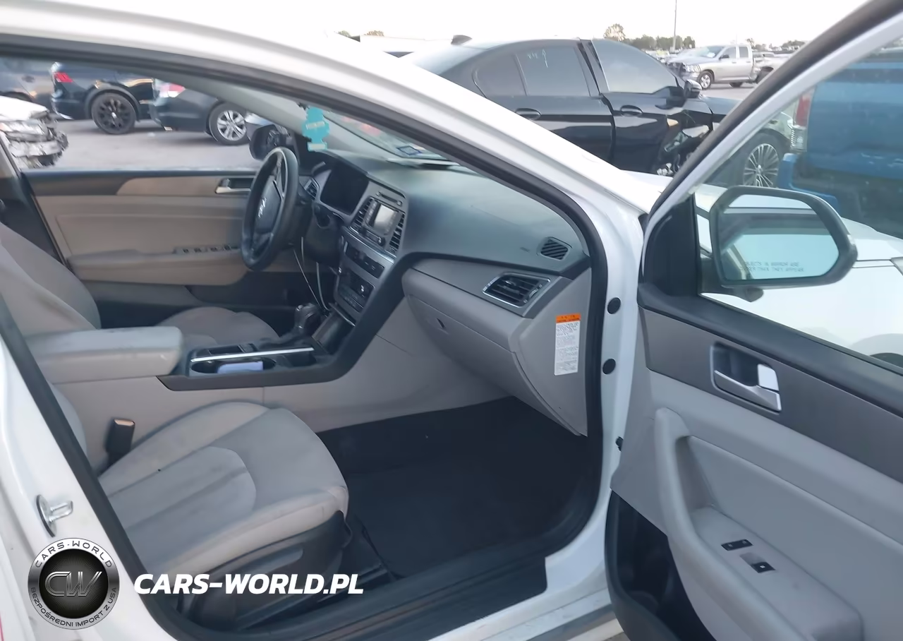 2016 Hyundai Sonata Hybrid Se VIN:KMHE24L19GA027922 - 5