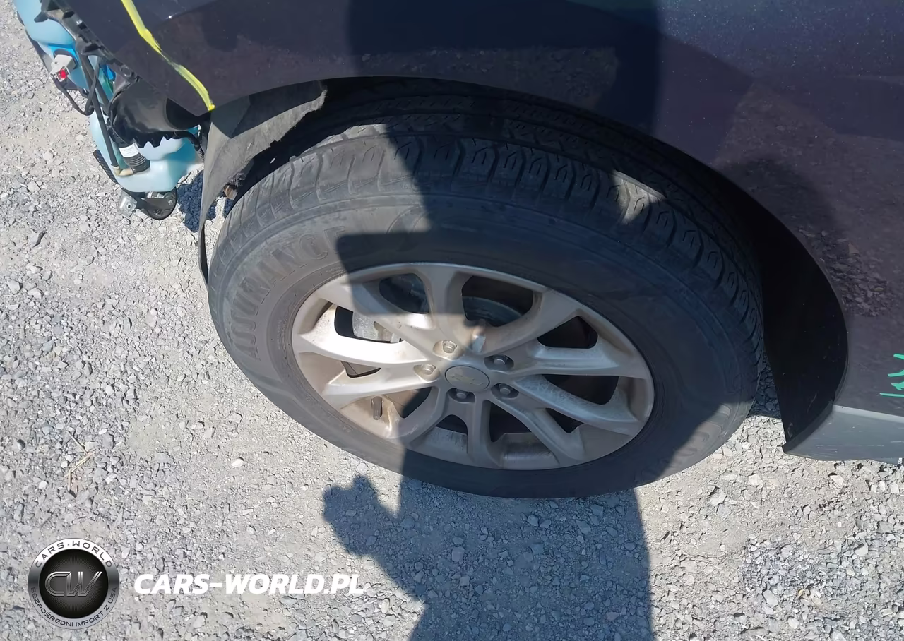 2018 Chevrolet Equinox Ls VIN:3GNAXREV7JL114985 - 12
