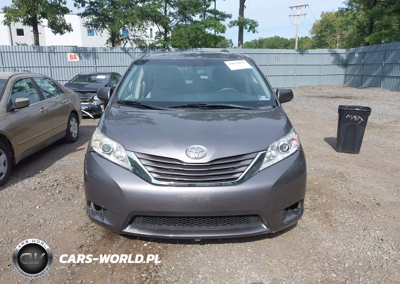 2017 Toyota Sienna Le 8 Passenger VIN:5TDKZ3DC7HS766515 - 12