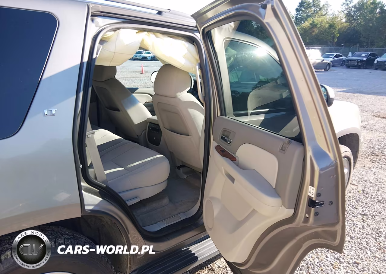 2008 Chevrolet Tahoe Lt VIN:1GNFC13J38R220470 - 8