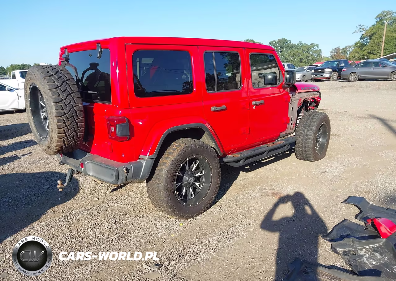 2019 Jeep Wrangler Unlimited Moab 4X4 VIN:1C4HJXEG0KW525686 - 4