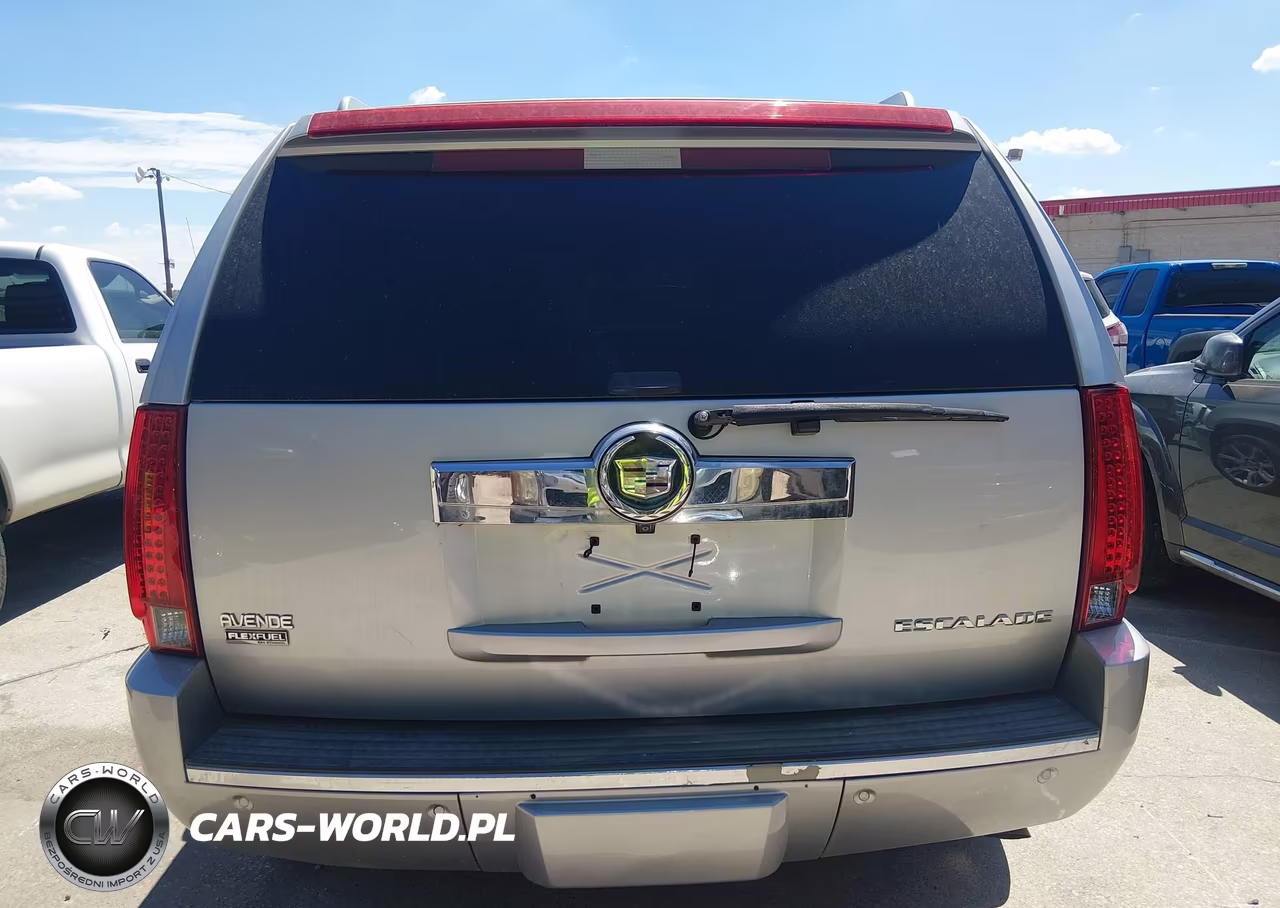 2011 Cadillac Escalade Standard VIN:1GYS4AEF3BR234674 - 16