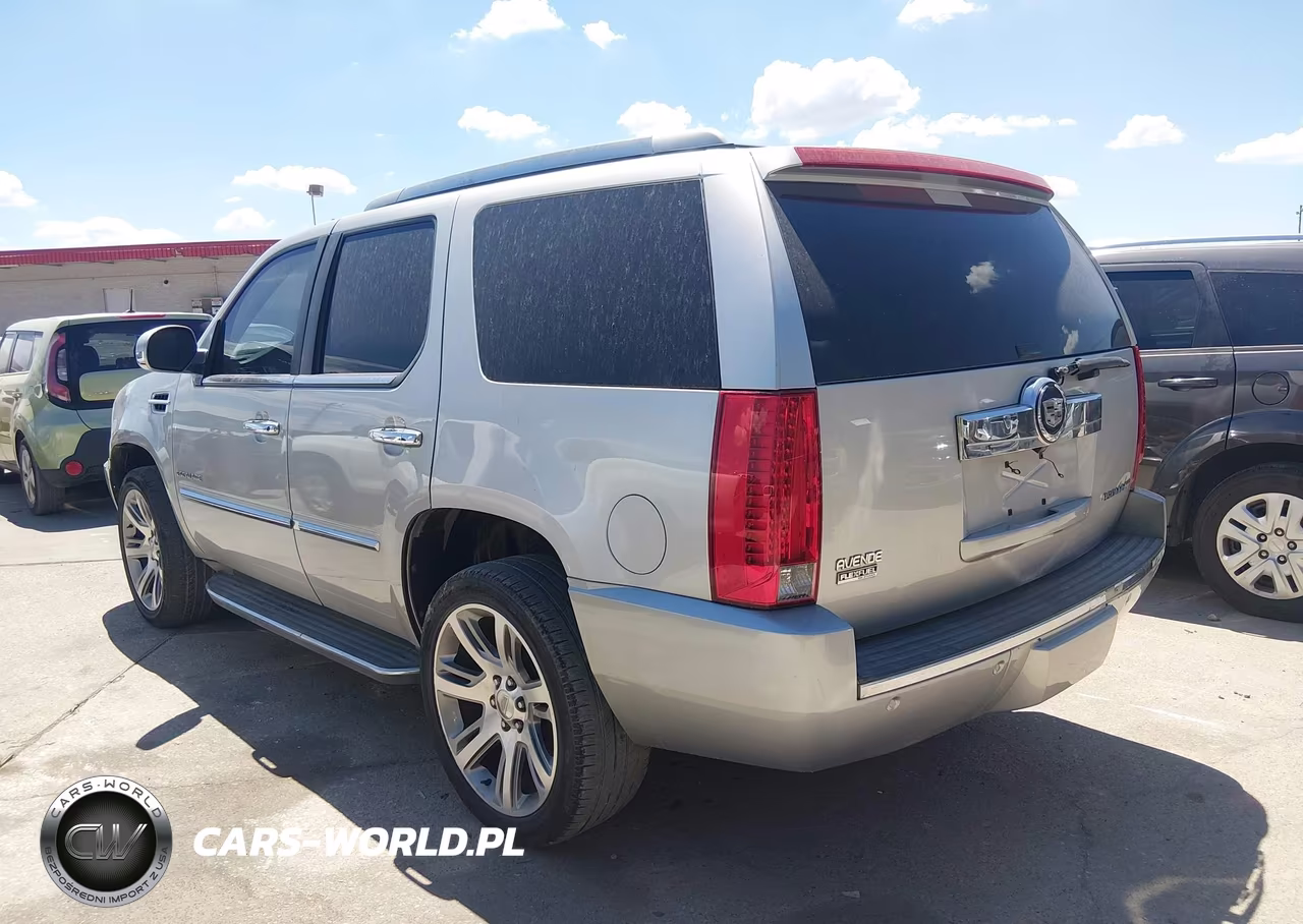 2011 Cadillac Escalade Standard VIN:1GYS4AEF3BR234674 - 3
