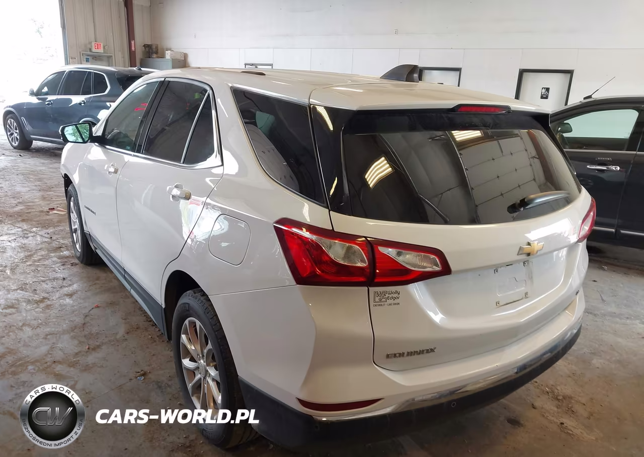 2019 Chevrolet Equinox Lt VIN:3GNAXJEV0KS606105 - 3