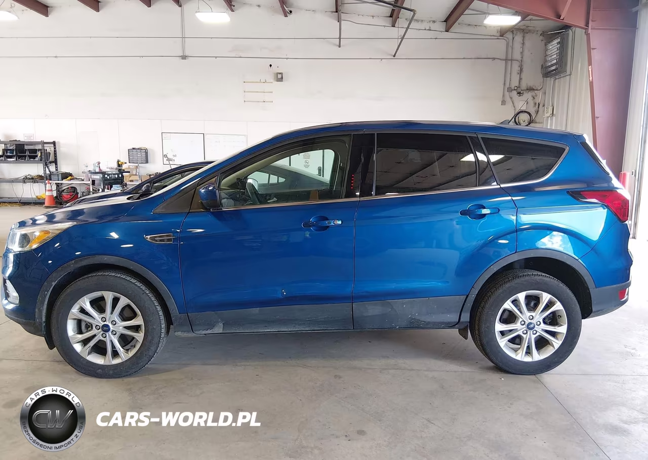2019 Ford Escape Se VIN:1FMCU9GD0KUA36924 - 15