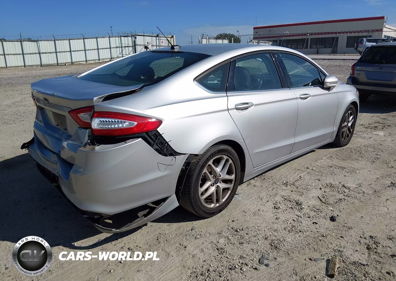 2016 Ford Fusion Se VIN:3FA6P0H75GR390682 - 4