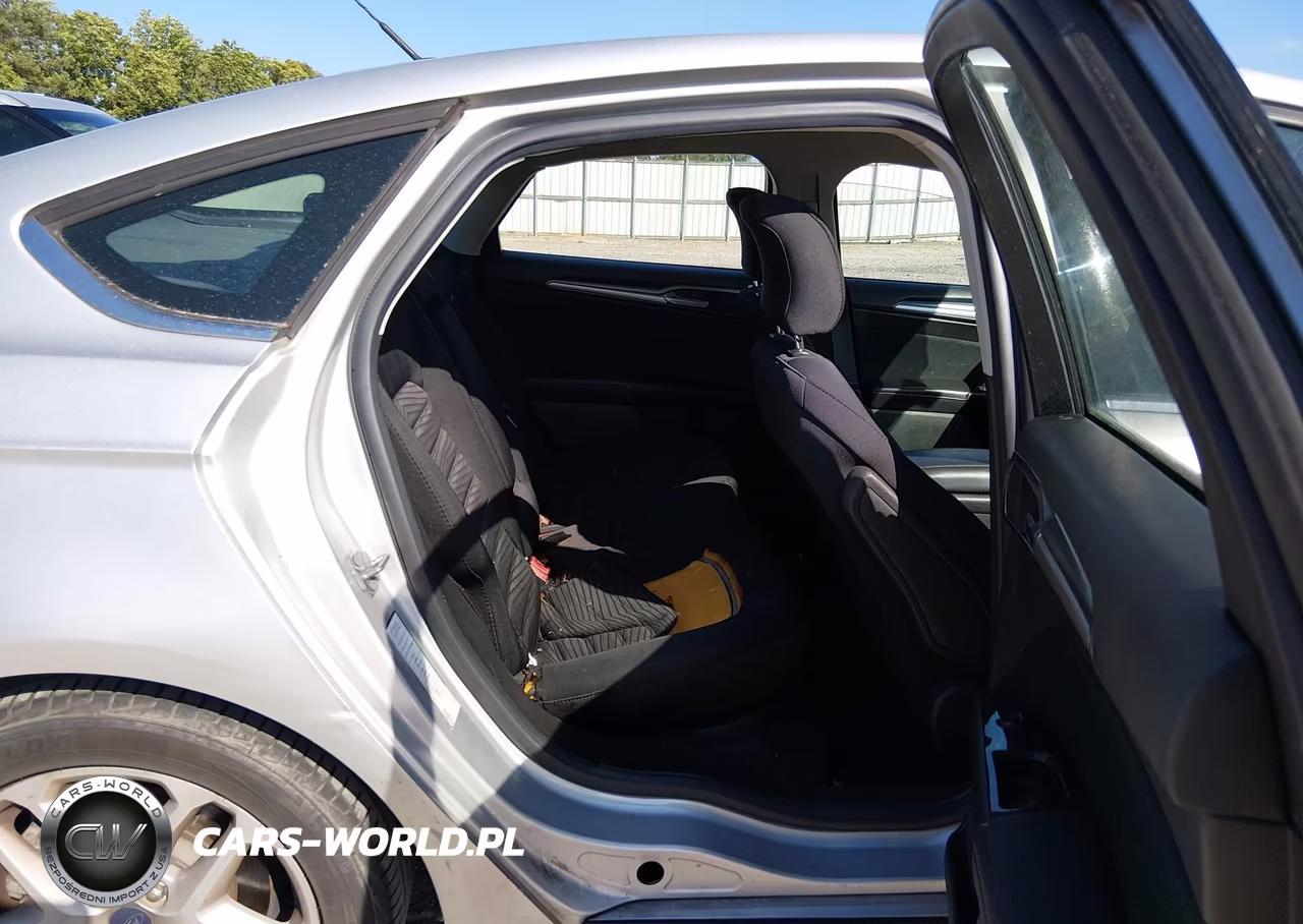 2016 Ford Fusion Se VIN:3FA6P0H75GR390682 - 8
