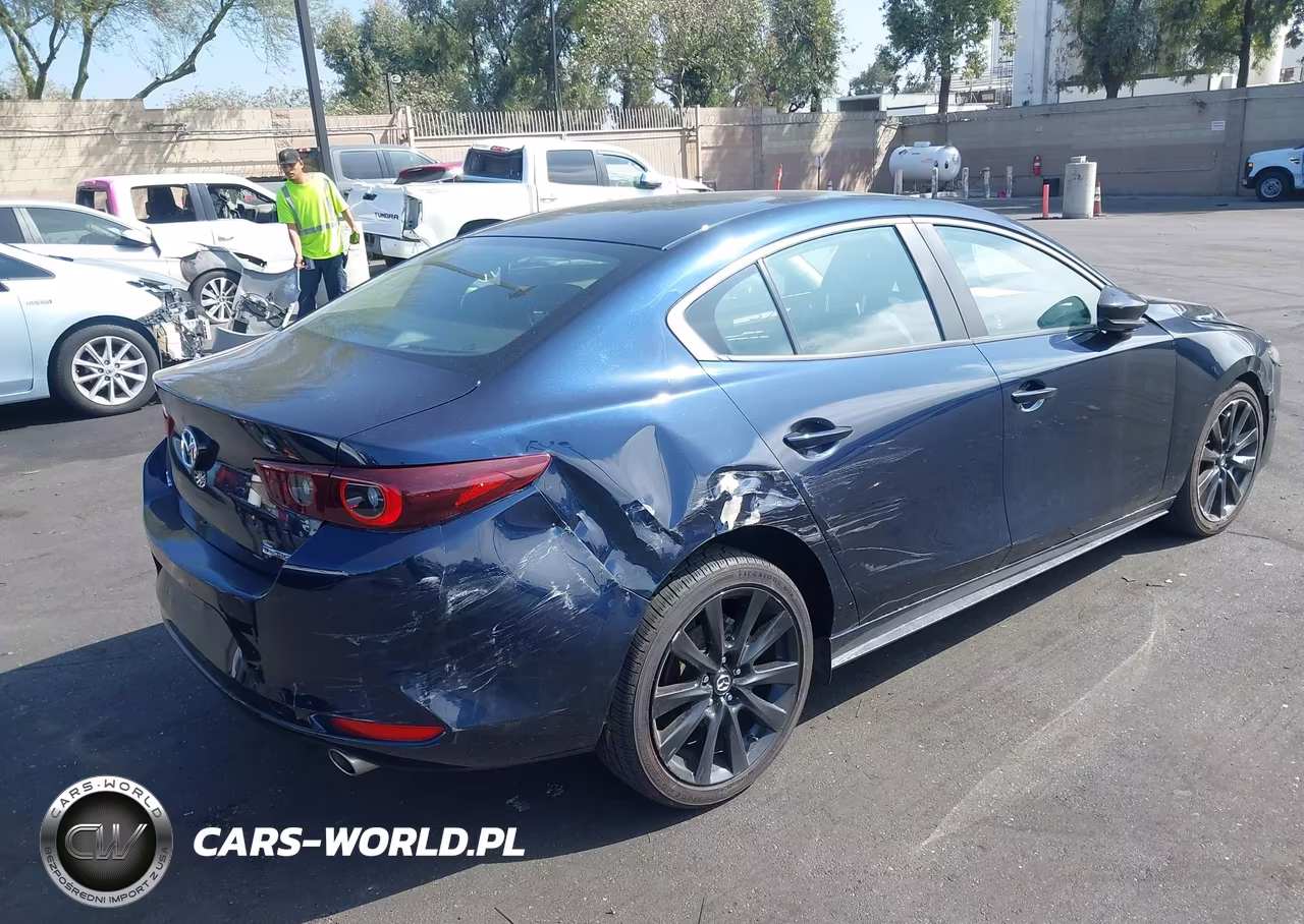 2024 Mazda Mazda3 2.5 S Select Sport VIN:3MZBPABMXRM426070 - 12