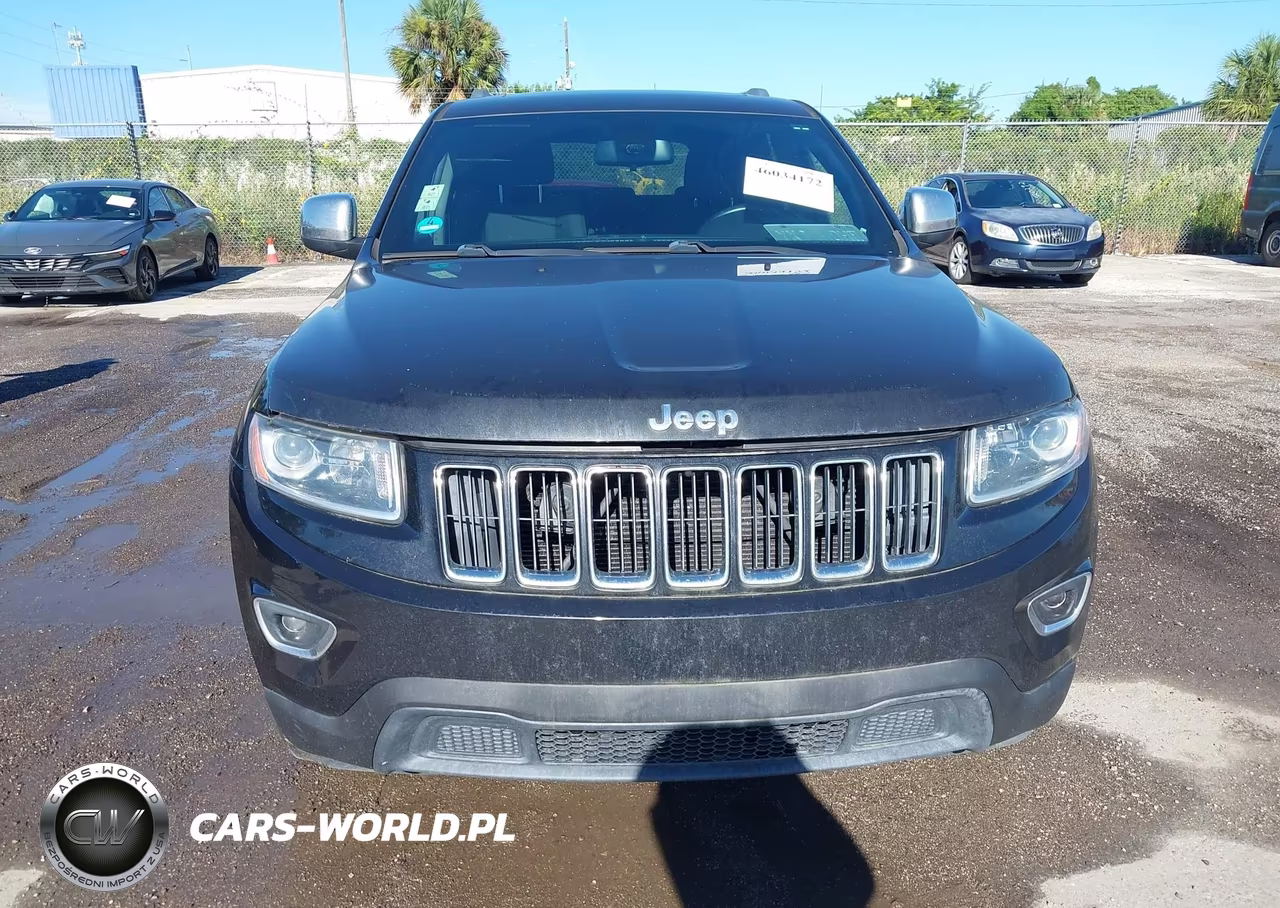 2015 Jeep Grand Cherokee Laredo VIN:1C4RJFAGXFC838093 - 12