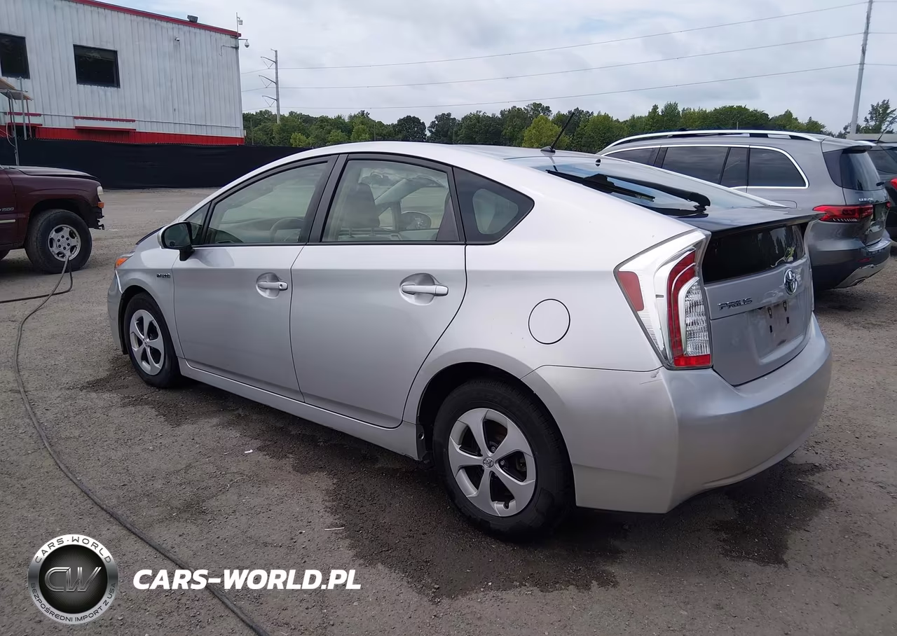 2015 Toyota Prius VIN:JTDKN3DU1F1908162 - 3