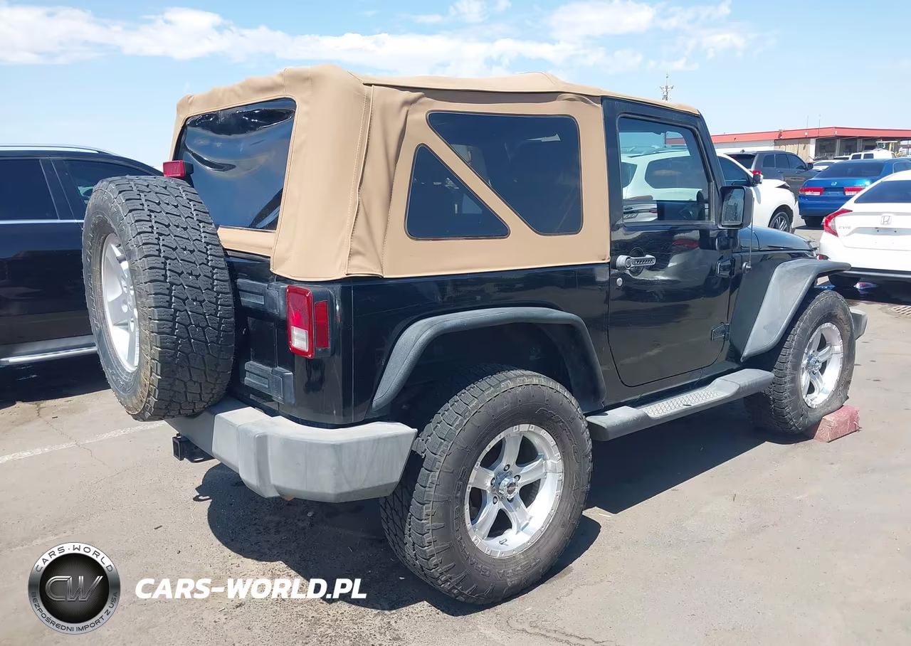 2010 Jeep Wrangler Sport VIN:1J4AA2D17AL212078 - 4