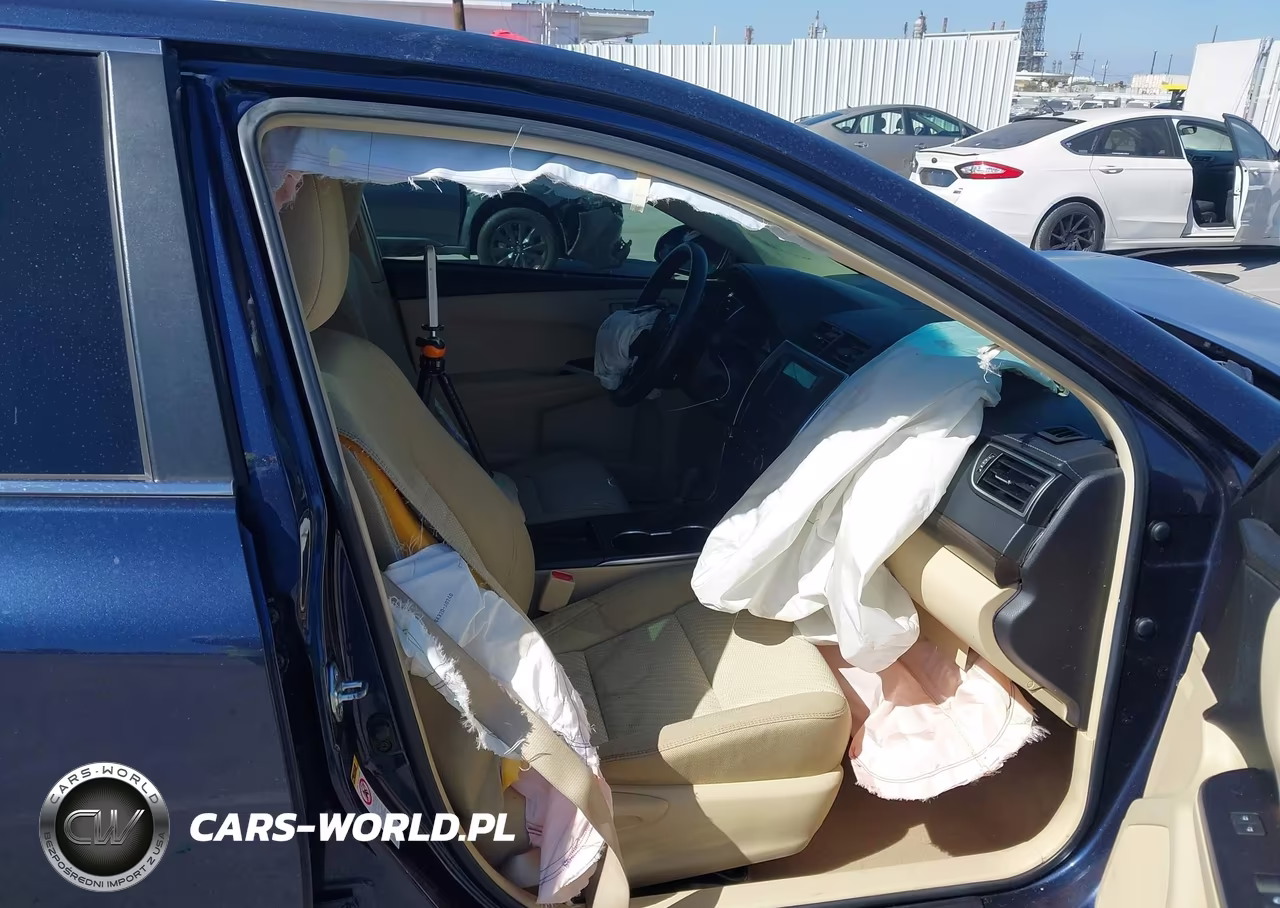 2015 Toyota Camry Le VIN:4T4BF1FK1FR462821 - 5