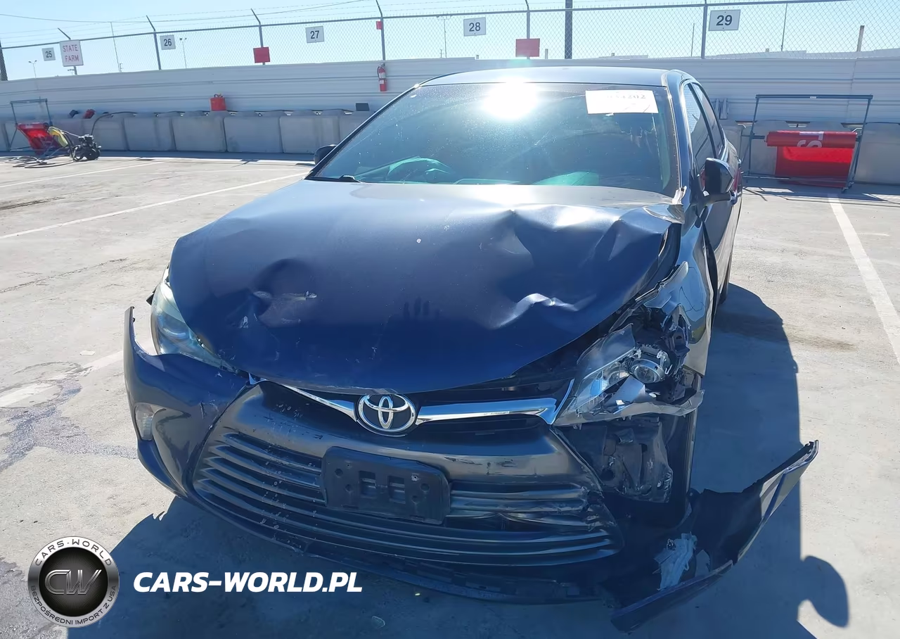 2015 Toyota Camry Le VIN:4T4BF1FK1FR462821 - 6
