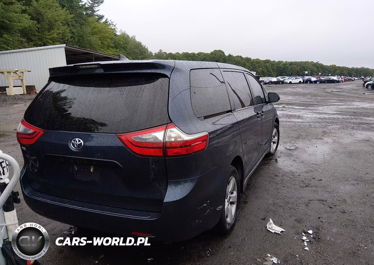 2020 Toyota Sienna L VIN:5TDZZ3DC4LS078592 - 4