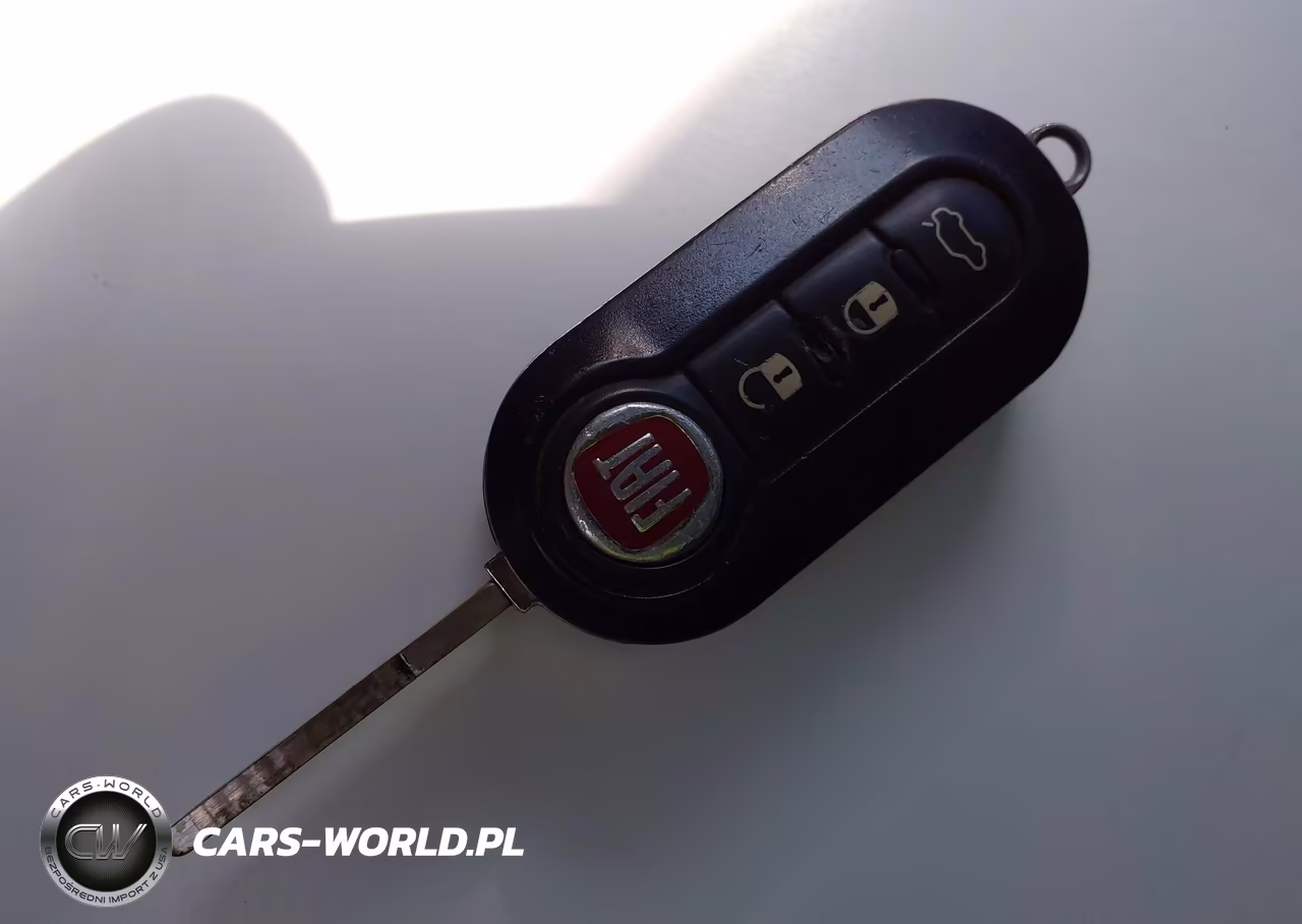 2015 Fiat 500 Turbo VIN:3C3CFFHH9FT667710 - 11
