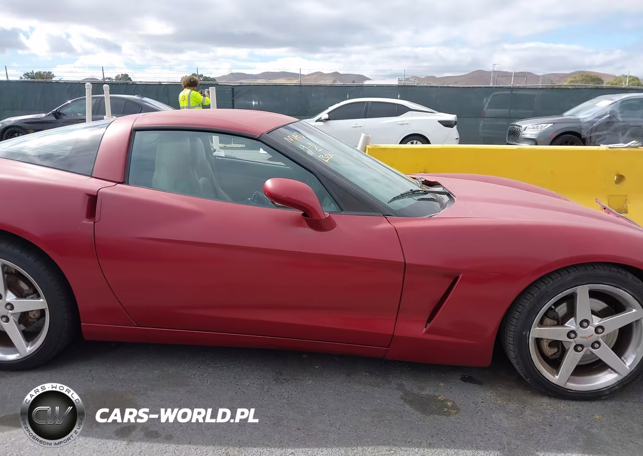 2005 Chevrolet Corvette VIN:1G1YY24UX55103367 - 13