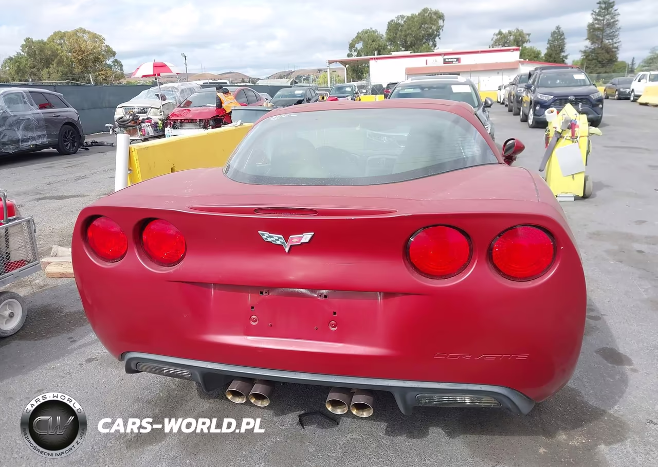 2005 Chevrolet Corvette VIN:1G1YY24UX55103367 - 16