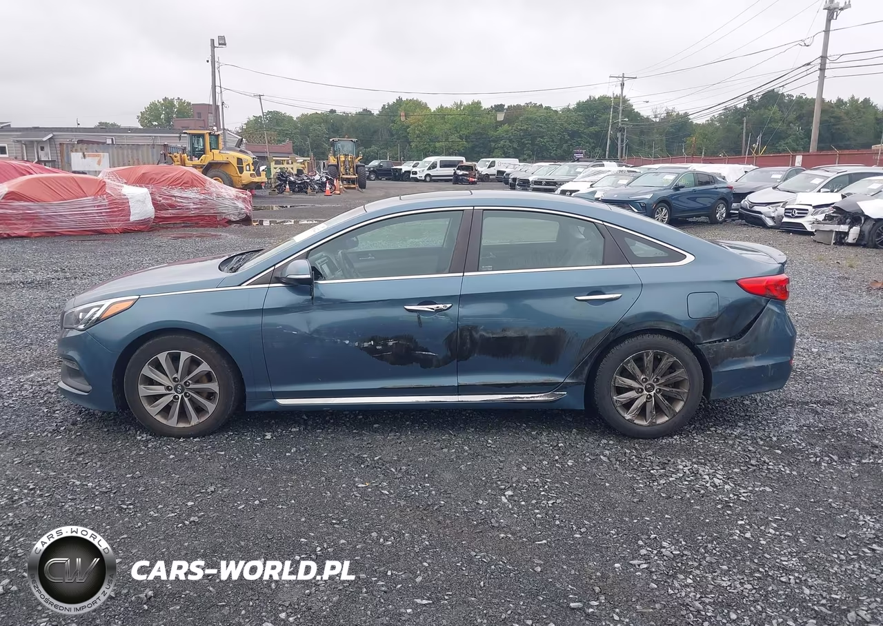 2016 Hyundai Sonata Sport VIN:5NPE34AF2GH353442 - 14