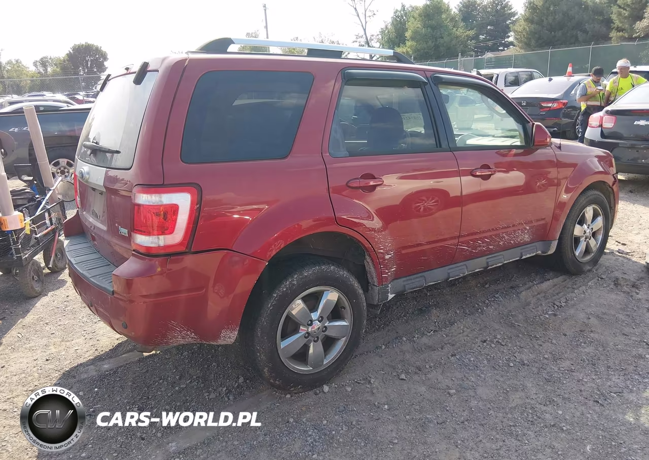 2010 Ford Escape Limited VIN:1FMCU9EG0AKD38138 - 4
