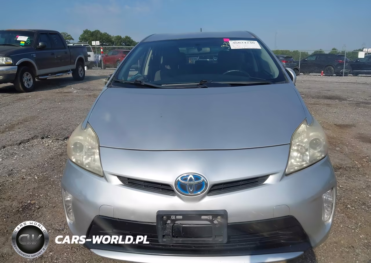2013 Toyota Prius Two VIN:JTDKN3DU0D5642526 - 11