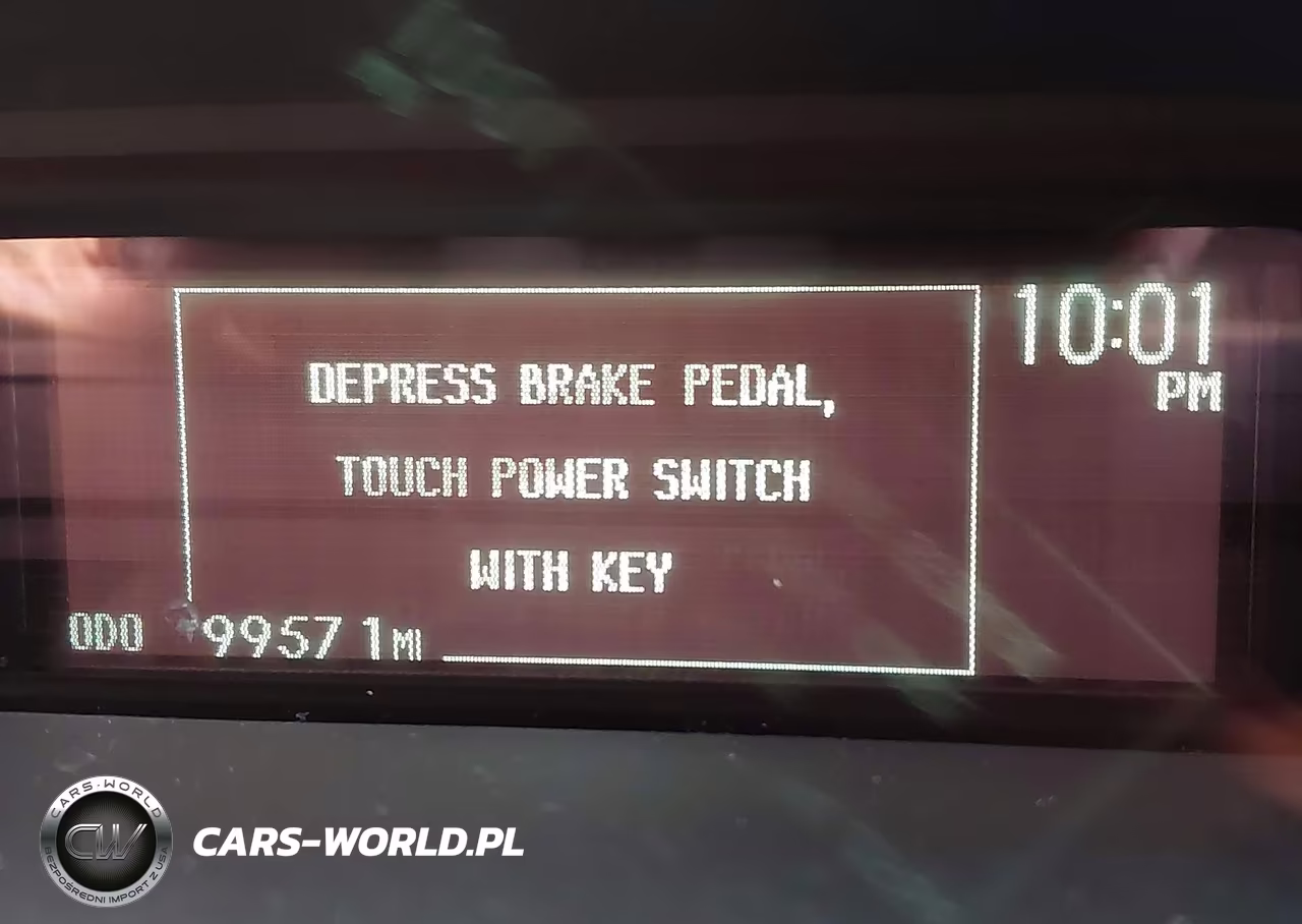 2013 Toyota Prius Two VIN:JTDKN3DU0D5642526 - 14