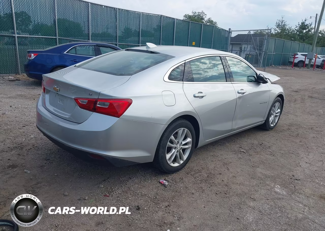 2016 Chevrolet Malibu 1Lt VIN:1G1ZE5ST2GF234959 - 4