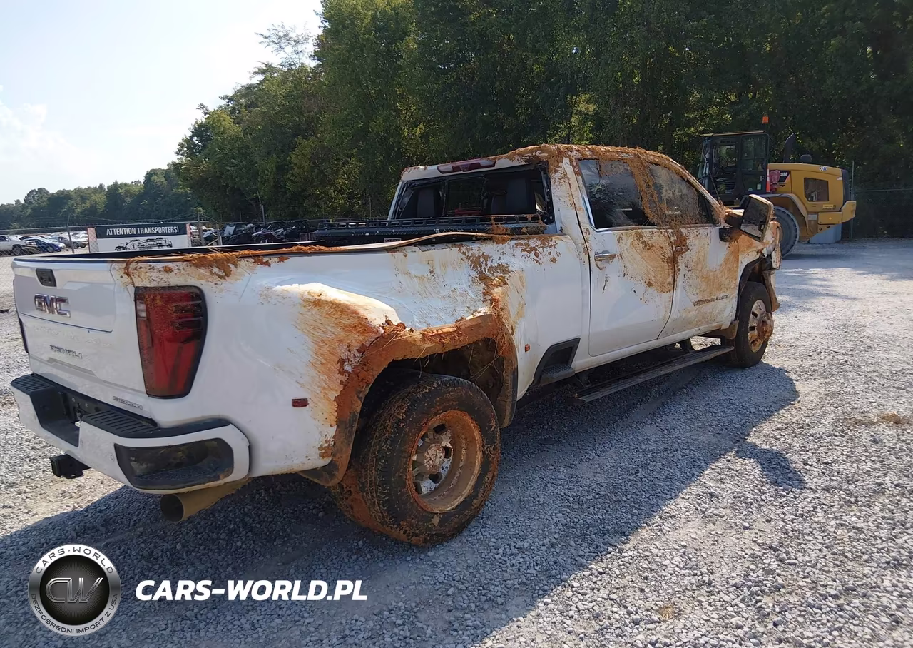 2026 GMC Sierra 3500 Hd , Long Bed, Denali Dual Rear Wheel, 4Wd VIN:1GT4UWEY3TF142903 - 4