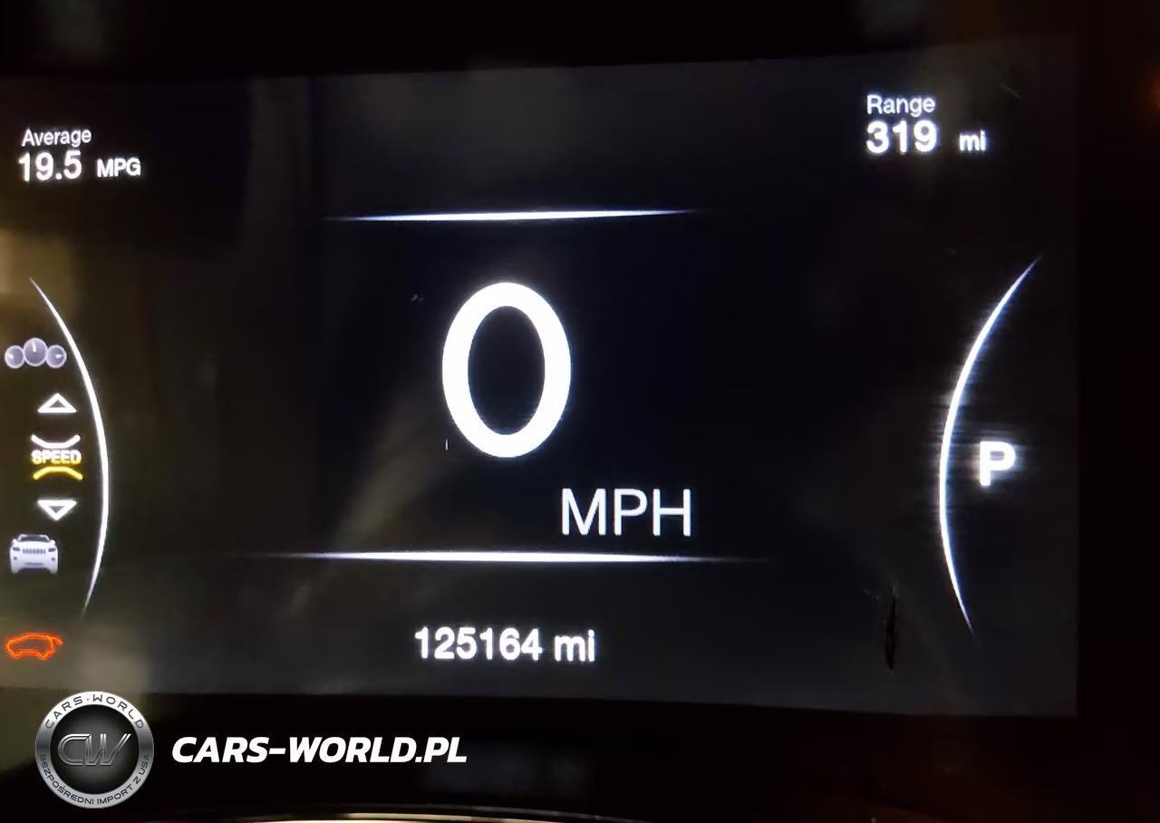 2018 Jeep Grand Cherokee Altitude 4X4 VIN:1C4RJFAG2JC501877 - 16