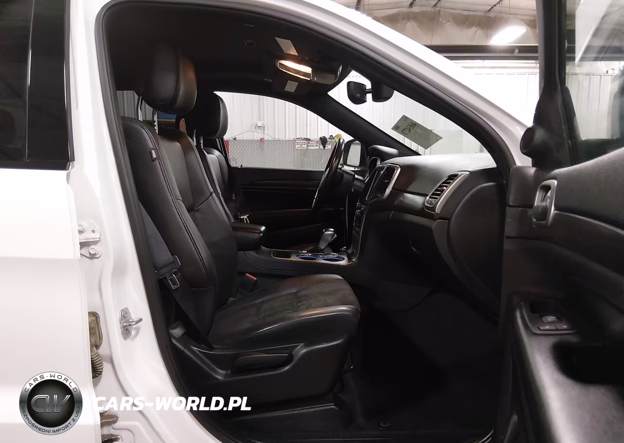 2018 Jeep Grand Cherokee Altitude 4X4 VIN:1C4RJFAG2JC501877 - 5
