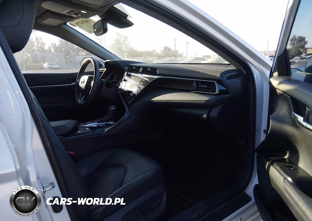 2020 Toyota Camry Xle Hybrid VIN:4T1F31AKXLU541329 - 5