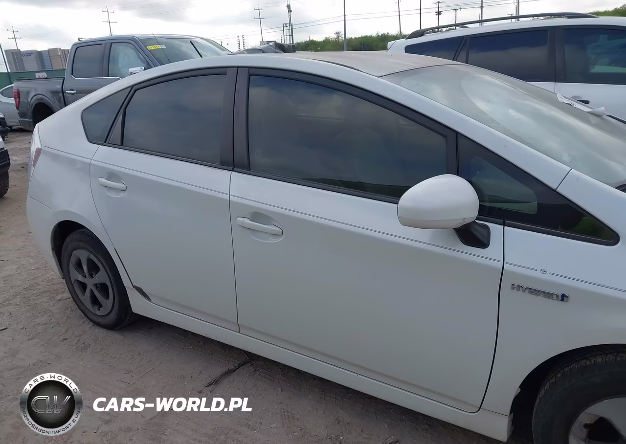 2012 Toyota Prius Three VIN:JTDKN3DU0C1514731 - 13