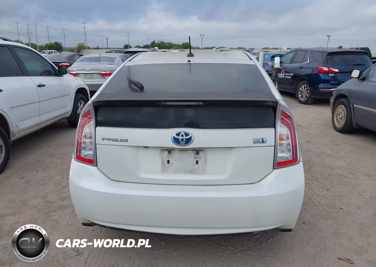 2012 Toyota Prius Three VIN:JTDKN3DU0C1514731 - 16