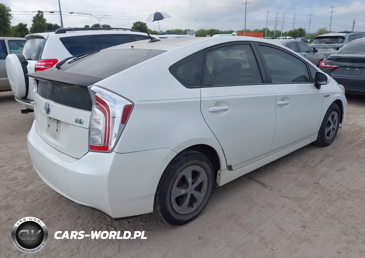 2012 Toyota Prius Three VIN:JTDKN3DU0C1514731 - 4