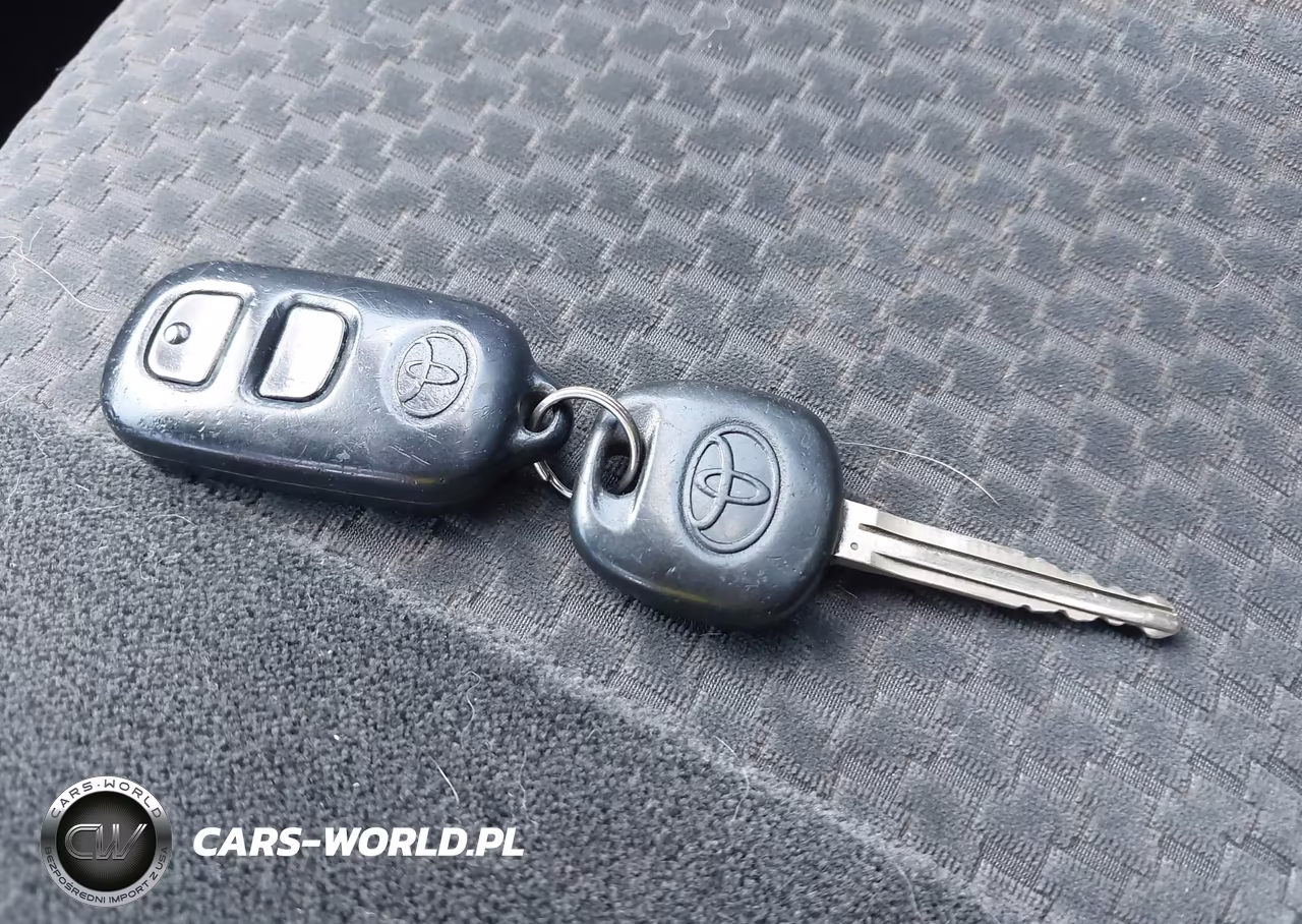 2005 Toyota Corolla S VIN:1NXBR32E85Z500914 - 11