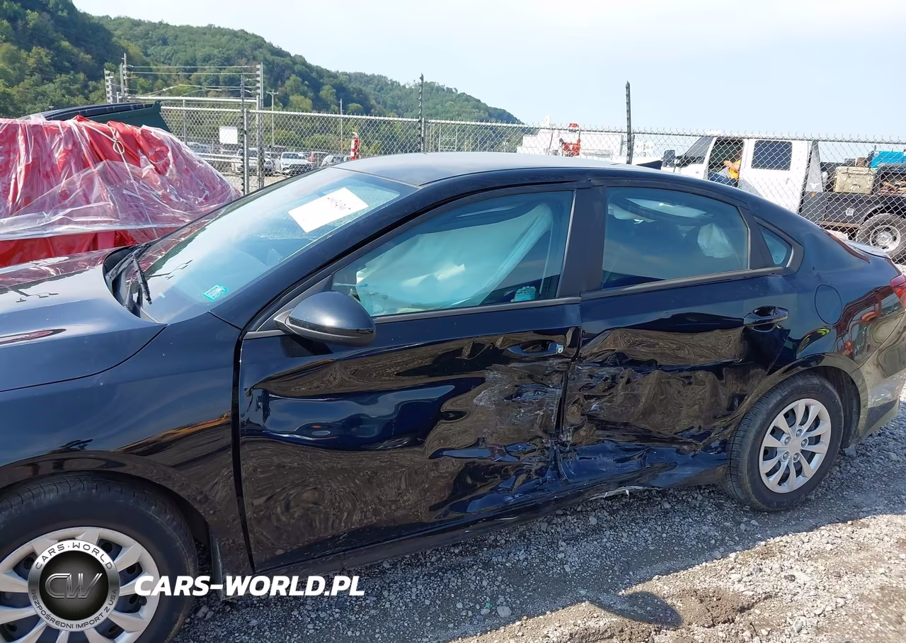 2023 Kia Forte Lx VIN:3KPF24AD8PE633019 - 6