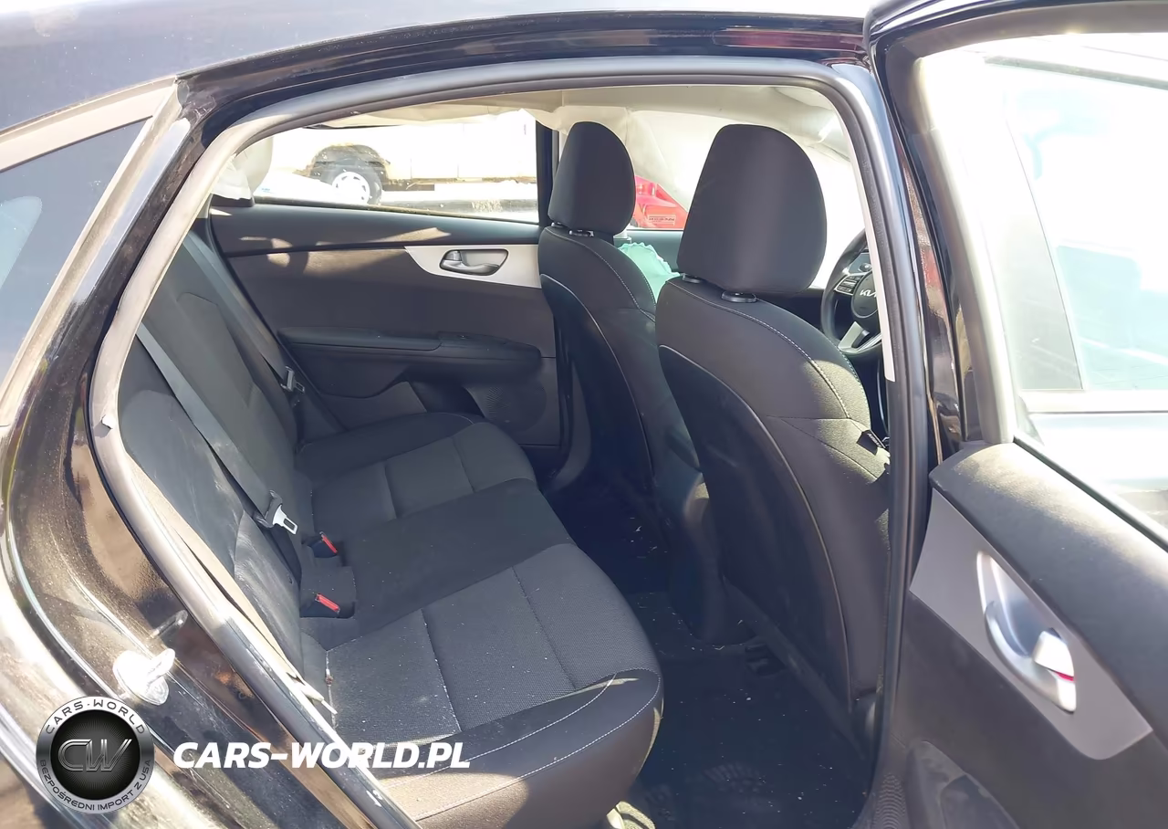 2023 Kia Forte Lx VIN:3KPF24AD8PE633019 - 8