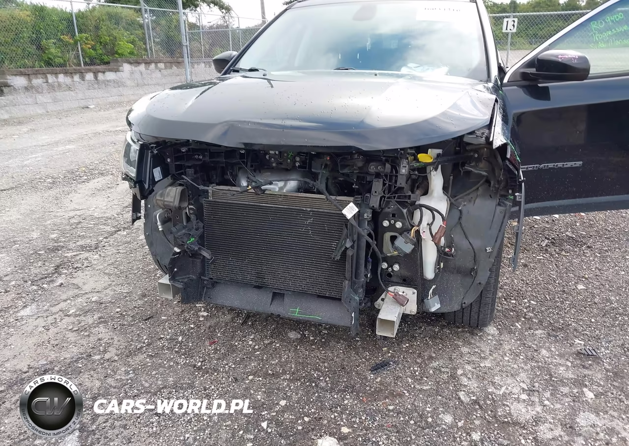 2020 Jeep Compass Latitude Fwd VIN:3C4NJCBB2LT229967 - 6