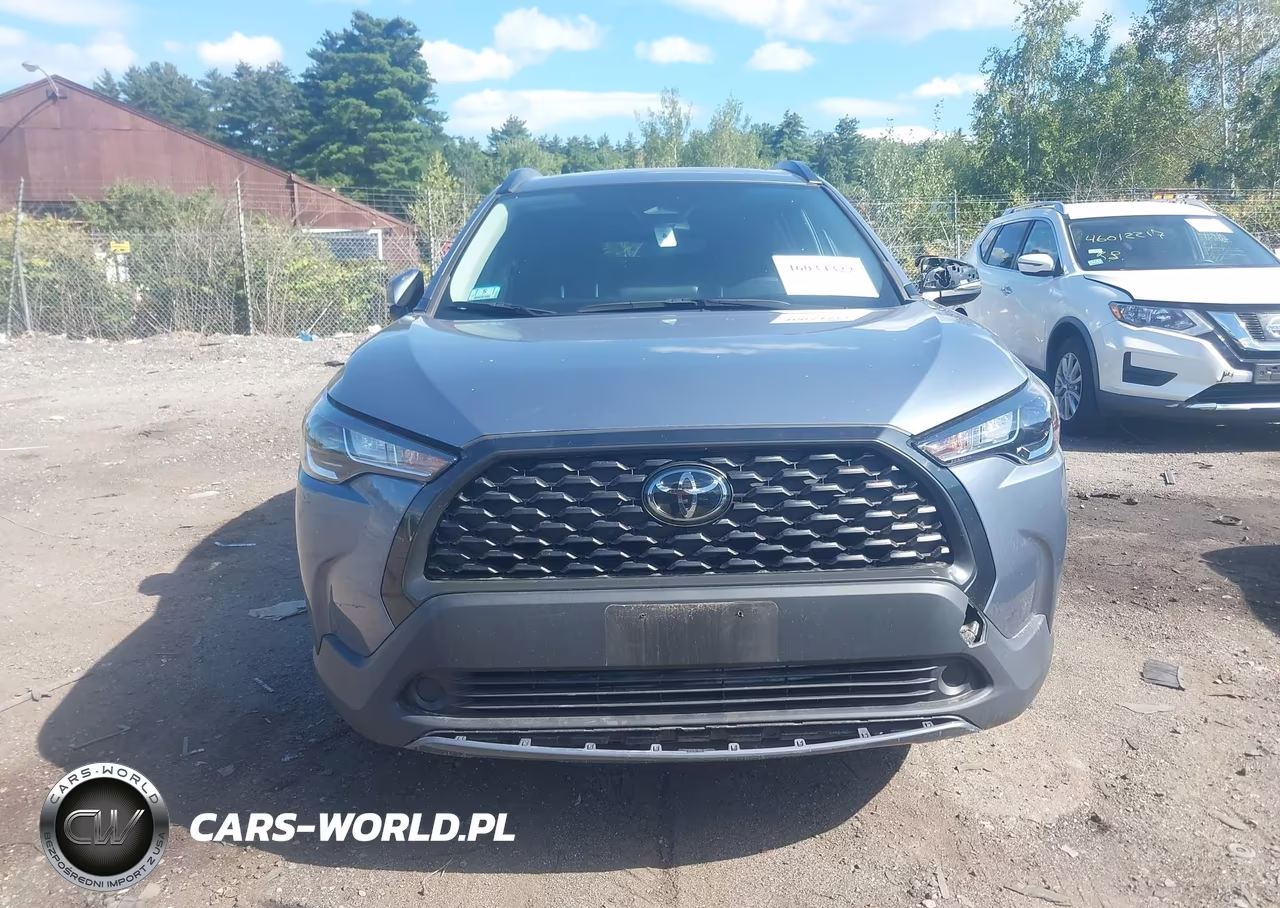 2024 Toyota Corolla Cross Le VIN:7MUBAABGXRV097651 - 12