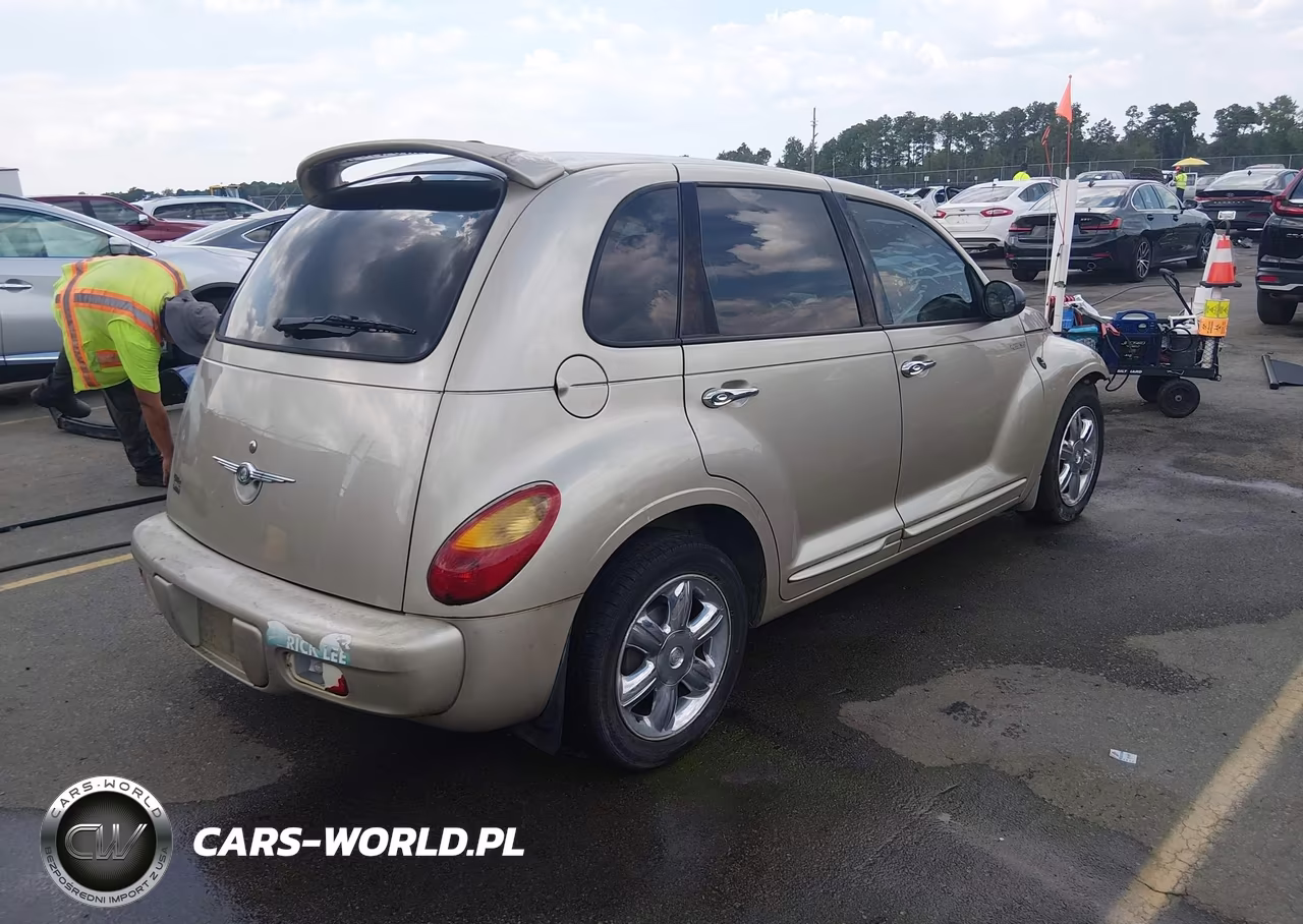 2005 Chrysler Pt Cruiser Limited VIN:3C8FY68B65T530932 - 4