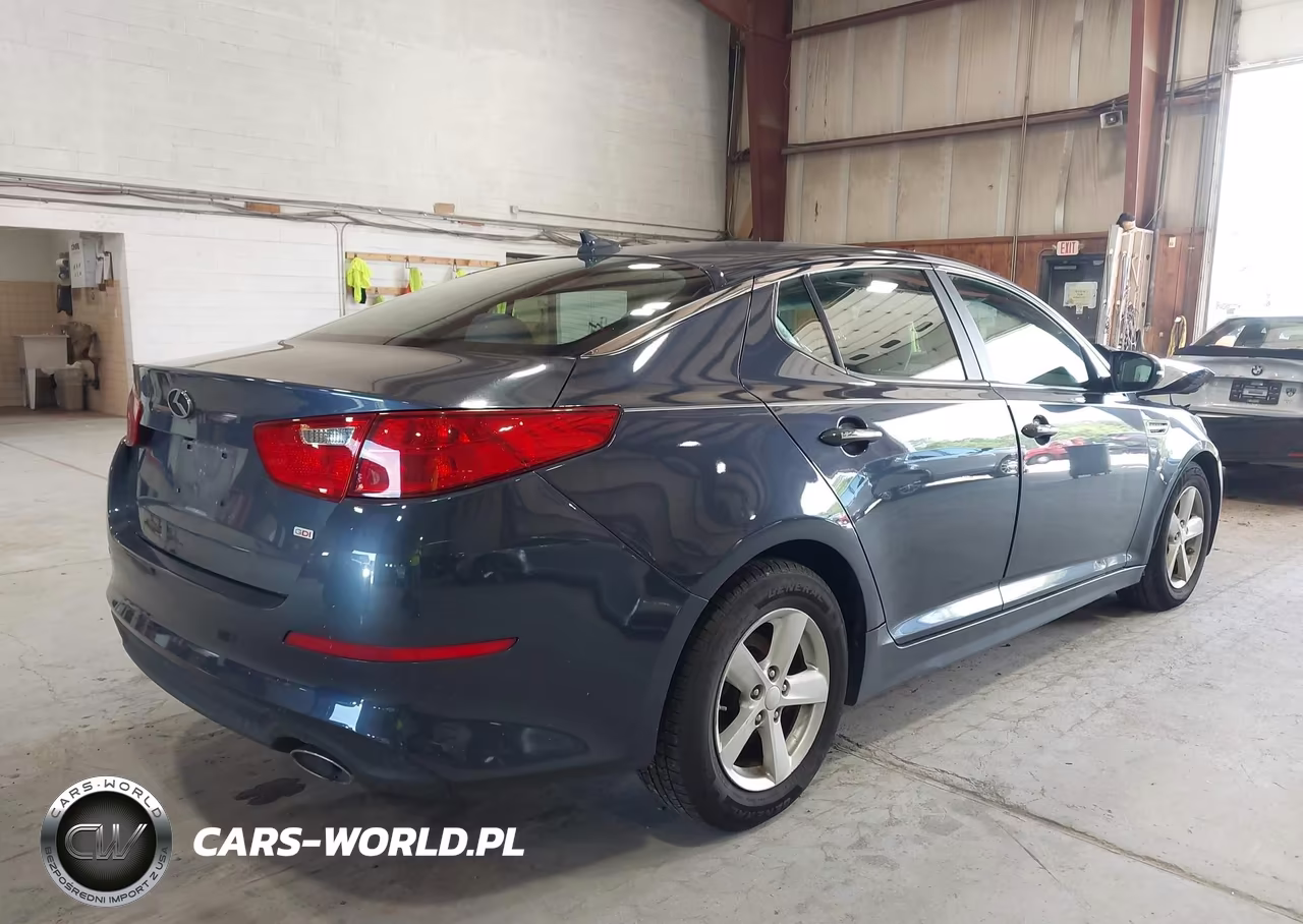 2015 Kia Optima Lx VIN:KNAGM4A73F5599992 - 4