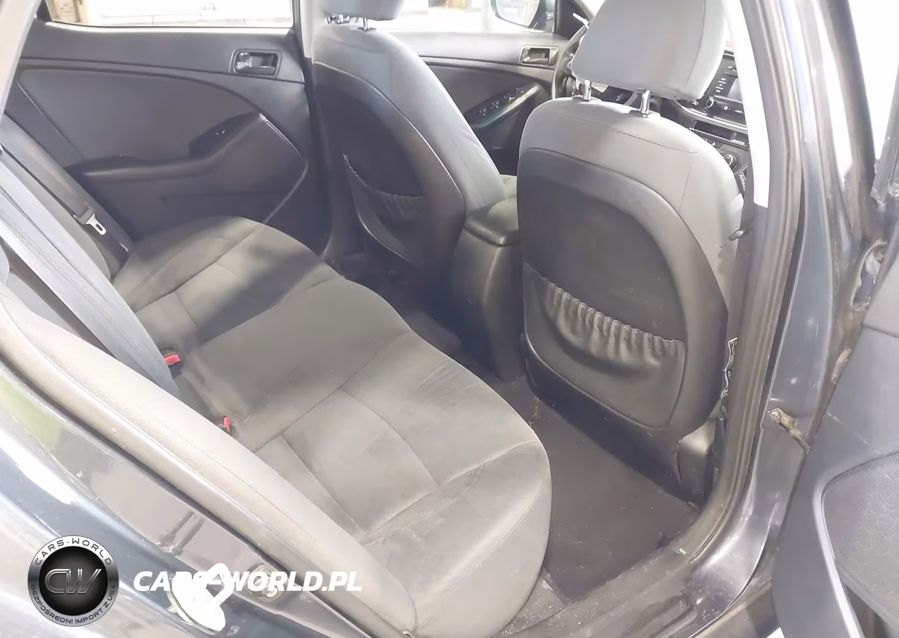2015 Kia Optima Lx VIN:KNAGM4A73F5599992 - 8